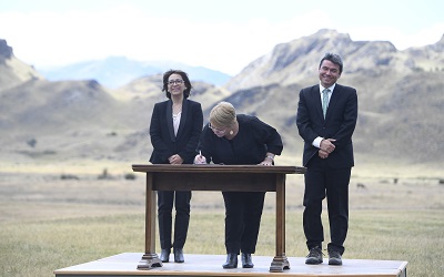 Presidenta Bachelet firmó decretos para crear la Red de Parques de la Patagonia