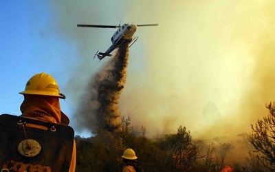 Gobierno refuerza recursos en combate contra incendios forestales