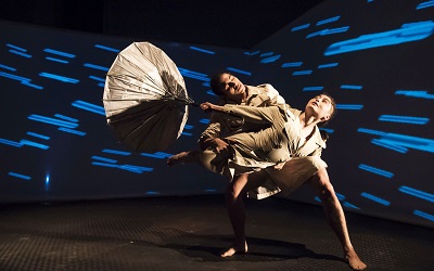 Coreografías acrobáticas unen naturaleza con tecnología en el GAM