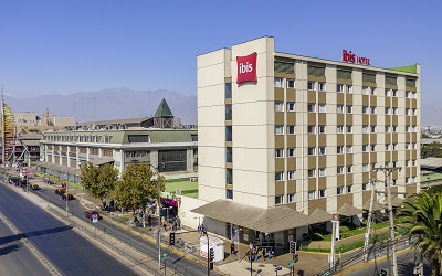 Accor inicia la reapertura de hoteles en Santiago con Ibis Estación Central