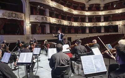 Orquesta Filarmónica de Santiago celebra aniversario con Strauss y Beethoven