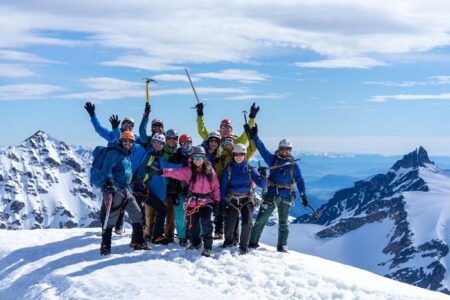 Transforma Turismo de Corfo y Cluster Montagne, de Francia