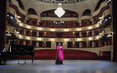 En espectáculo virtual la ópera vuelve a brillar en el Municipal de Santiago