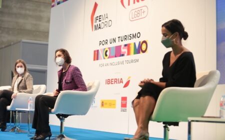 El turismo LGBT es un sector que será clavé para la consolidación del turismo en España, dijo la ministra Reyes Maroto.