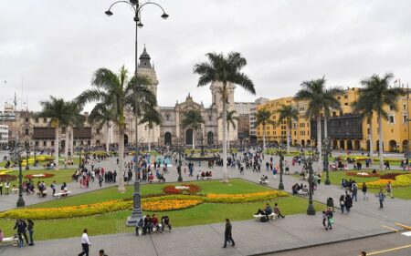 La Plaza de Armas de Lima.