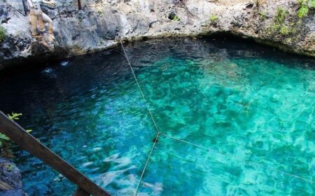 Cenote Zacil-Ha.