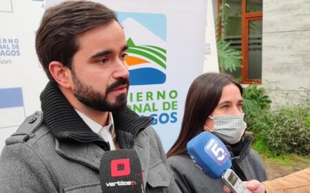 La directora regional de Sernatur y el director regional de Corfo Los Lagos