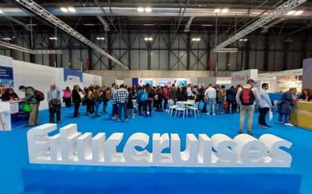 Fitur Cruises