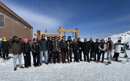 “De la cordillera al mar nuestras regiones te esperan”