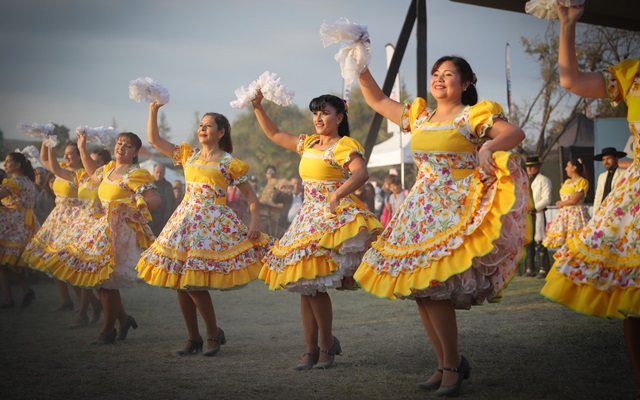 Santiago celebra Fiestas Patrias en grande con Expo “Vive tú 18 en la RM”