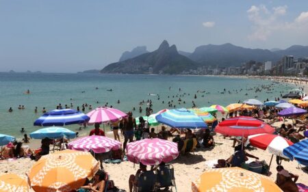 Paraguas de sol en Ipanema