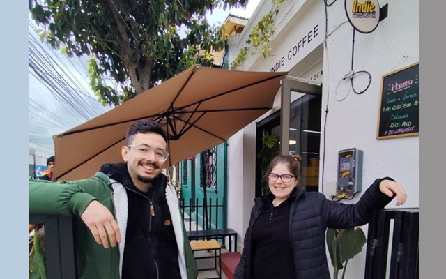 Café Indie: la pasión de Luis y Cony en el Día Internacional del Café