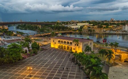 Alcazar de Colón, Ciudad Colonial, Santo Domingo